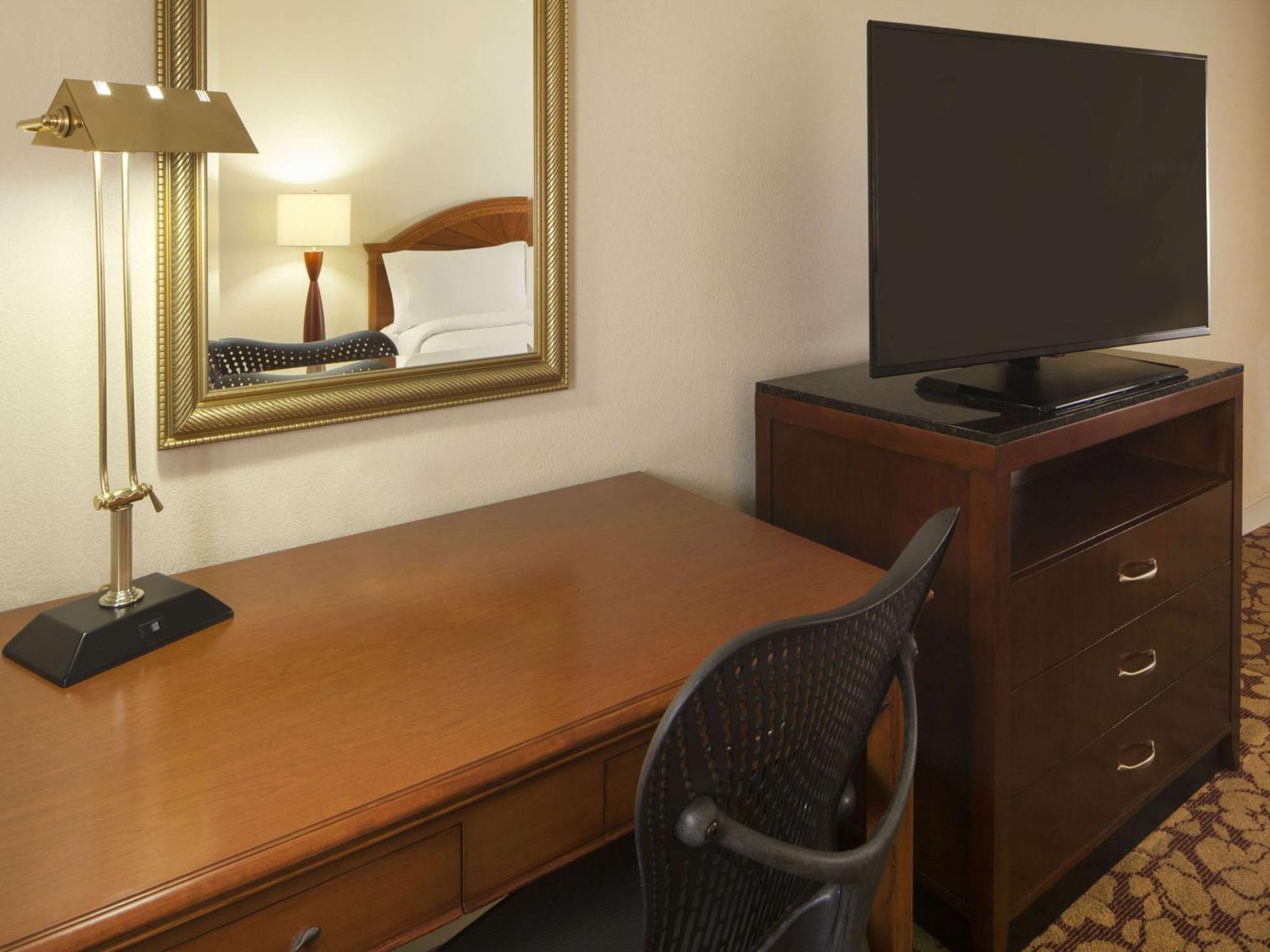Hilton Garden Inn Virginia Beach Town Center Ngoại thất bức ảnh