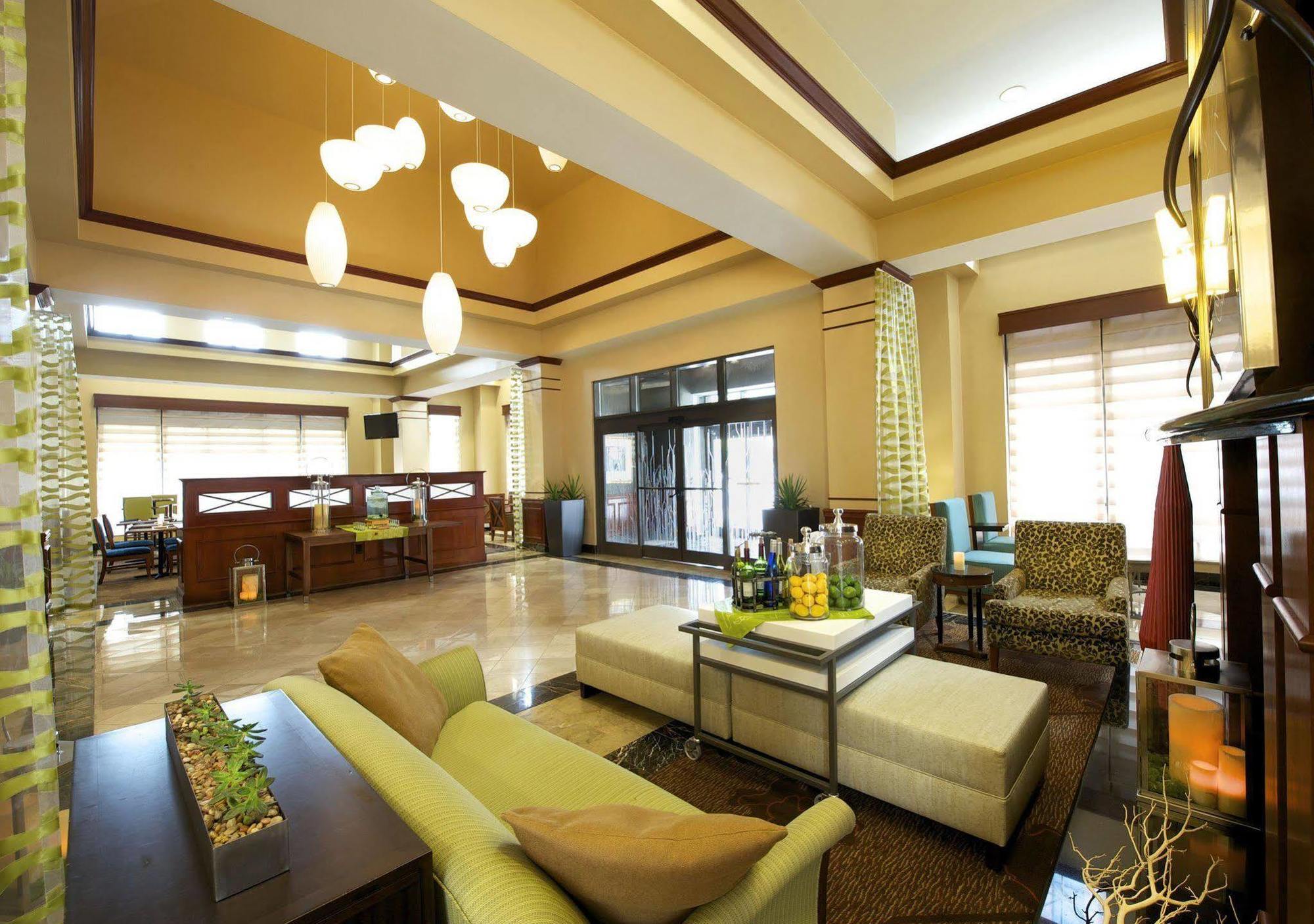 Hilton Garden Inn Virginia Beach Town Center Ngoại thất bức ảnh